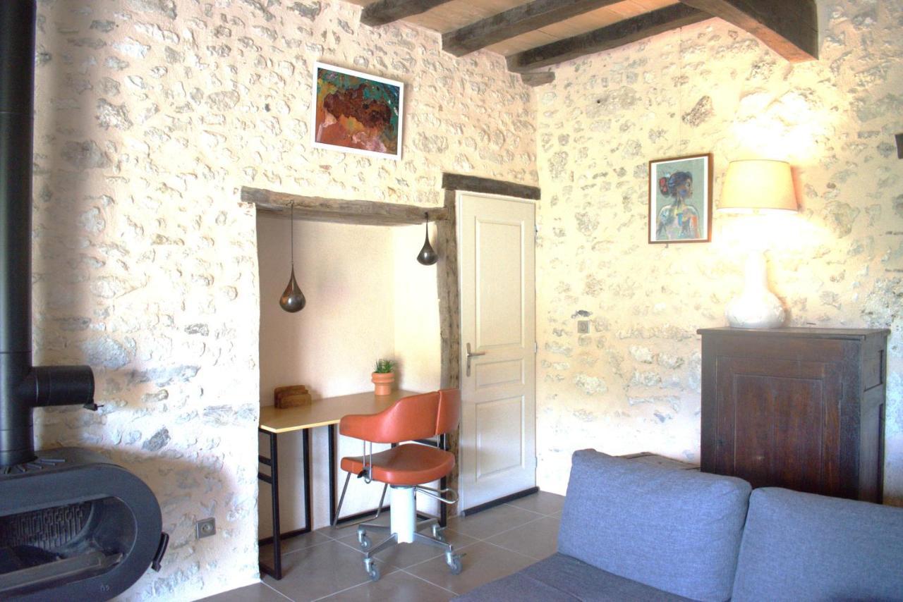 Perigourdine Avec Spa Et Vue Pomport Екстериор снимка